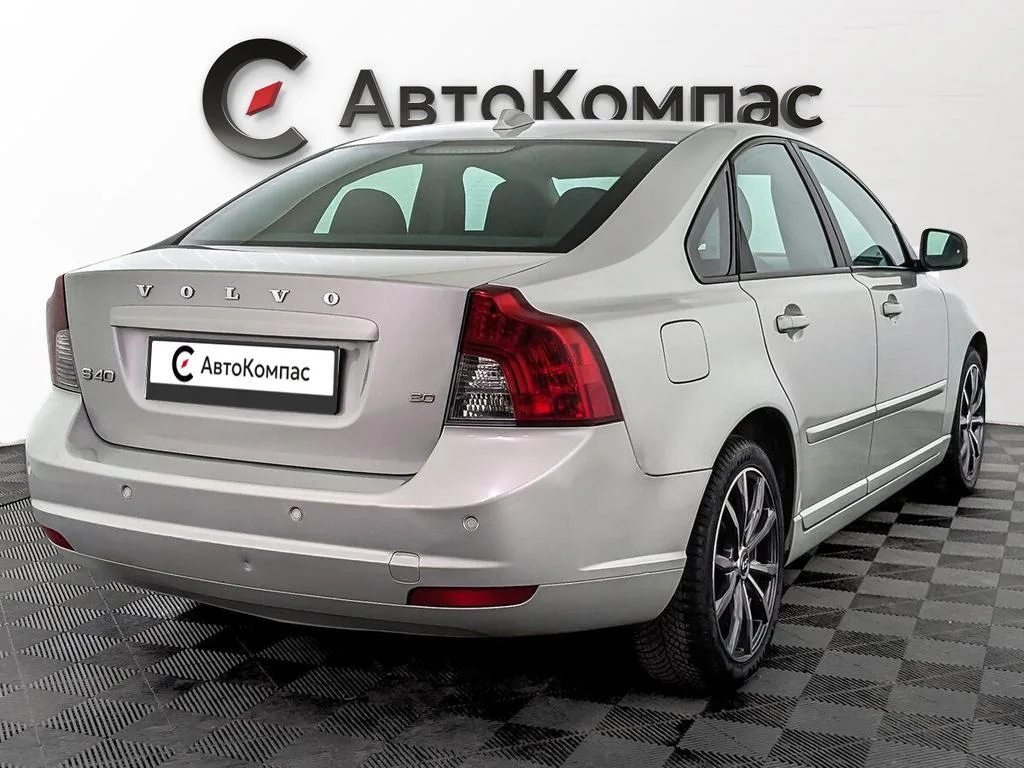 Volvo S40
