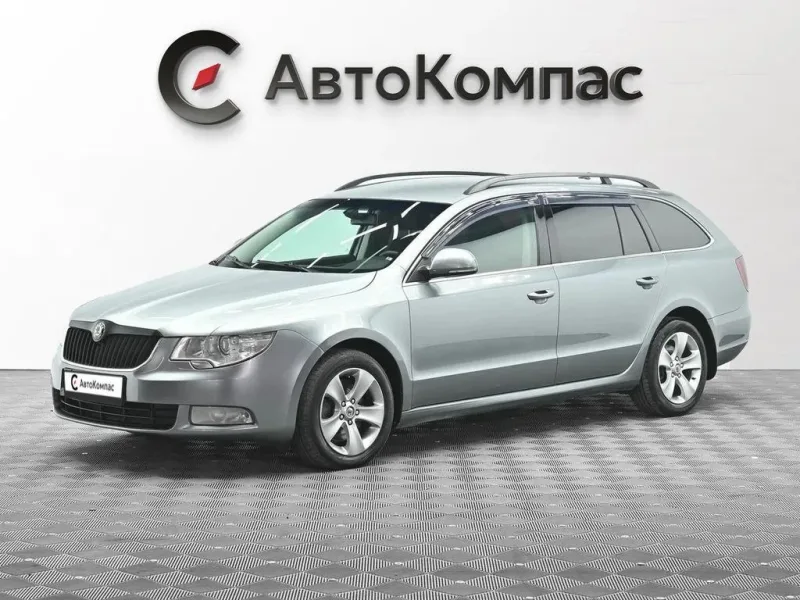 Skoda Superb 2011