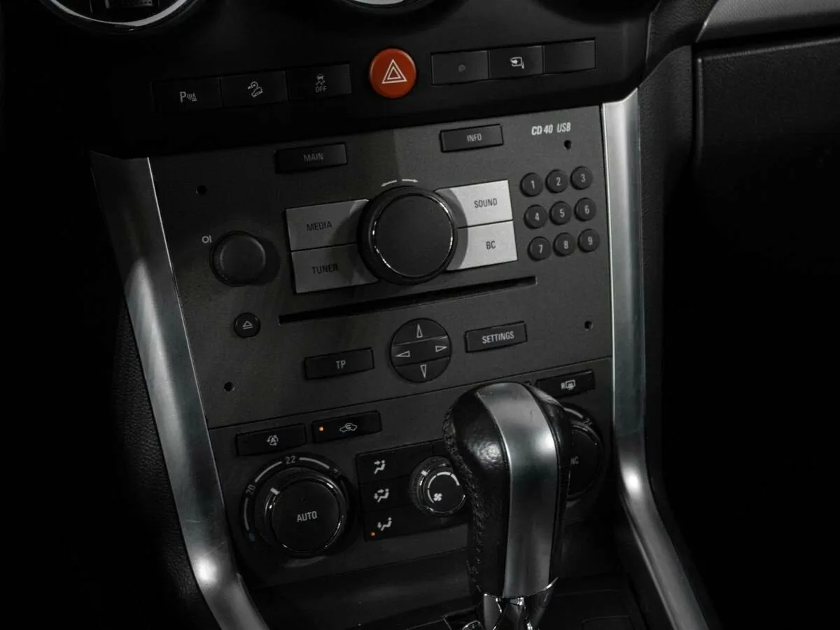 Opel Antara