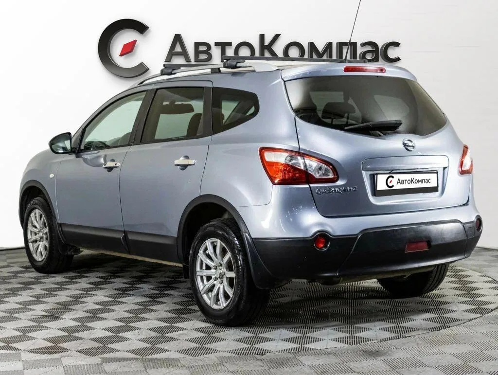Nissan Qashqai+2