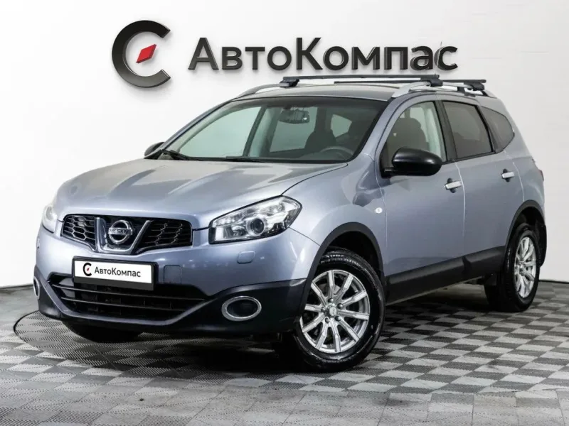 Nissan Qashqai+2 2010
