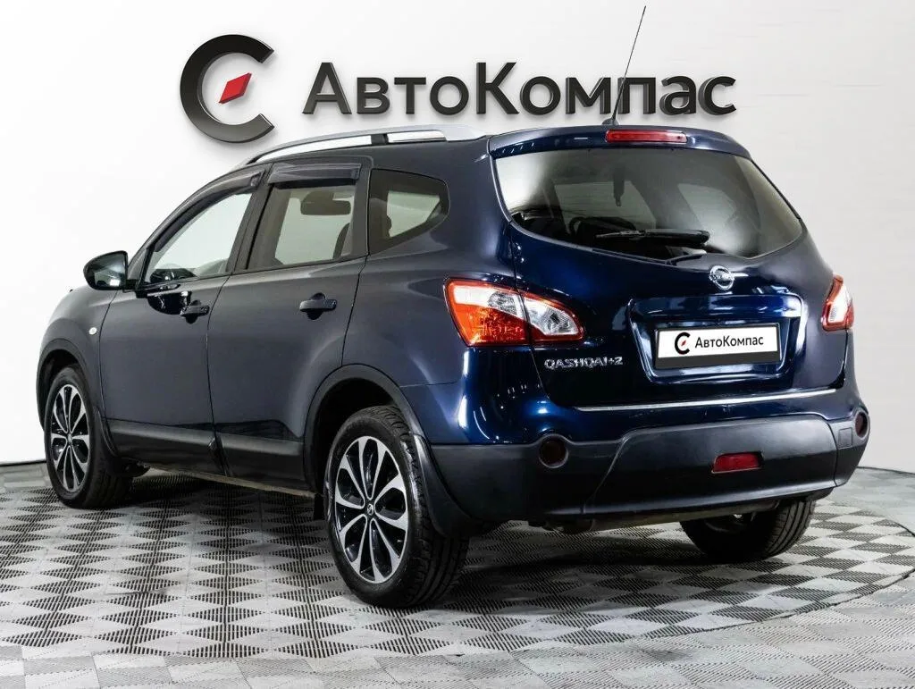Nissan Qashqai+2