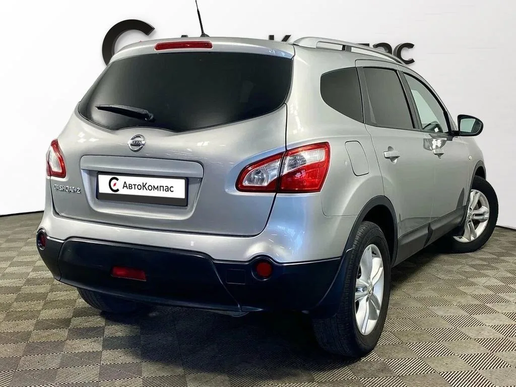 Nissan Qashqai+2