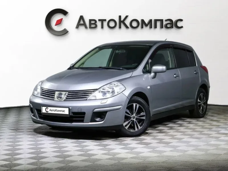 Nissan Tiida 2013