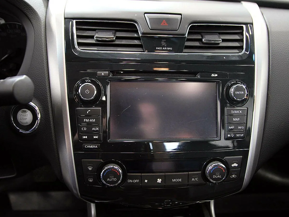 Nissan Teana